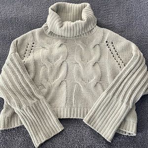 Moon and Madison cowl neck cropped sweater size M